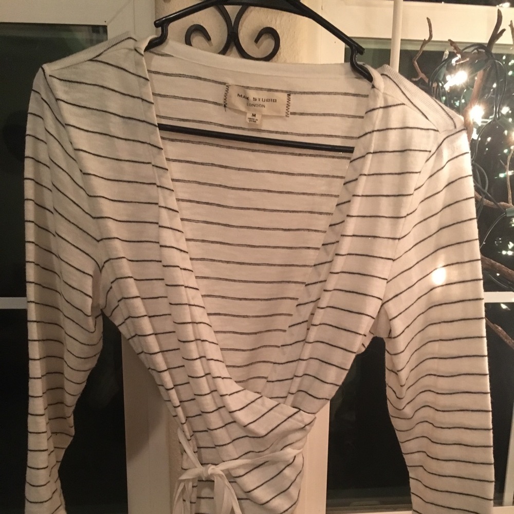 Max Studio London white and black cardigan